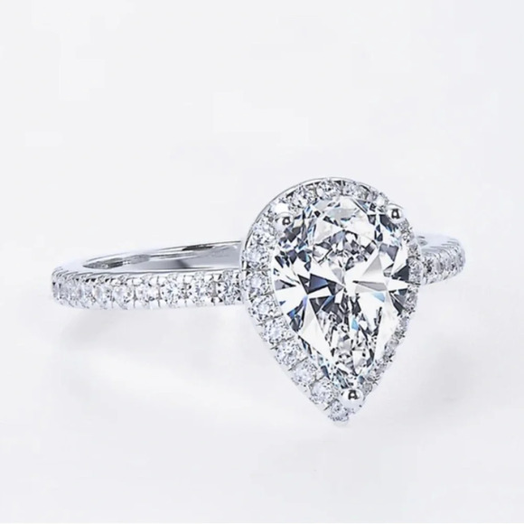 Pear Shape  Simulated Diamond  Ring in Silver Color - Picture 1 of 9